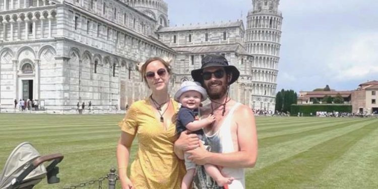 11 aylık bebek 23 ülke gezerek rekor kırdı