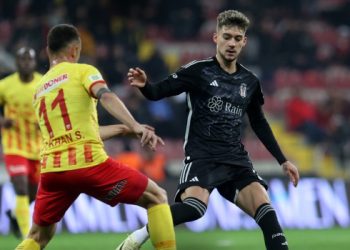 Beşiktaş, Kayseri deplasmanından 1 puanla döndü