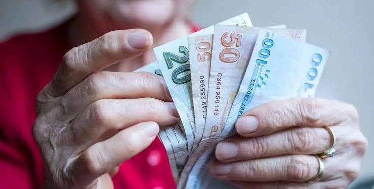Emekli maaşlarına ek zam Resmi Gazete’de yayımlandı