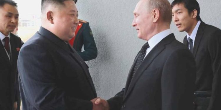 ABD, Rusya ve Kuzey Kore’yi gaye aldı: Silah tedariki görüşmeleri ilerliyor