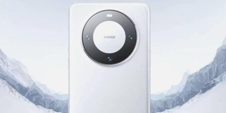 ABD yaptırımlarından sonra bir birinci: Huawei birinci 5G telefonunu tanıttı