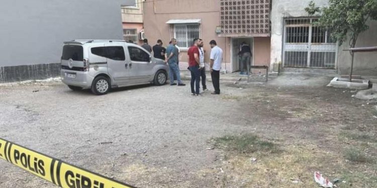 Ailesinden 5 kişiyi vurup,  intihar teşebbüsünde bulunmuştu: Tedavi gördüğü hastanede öldü!