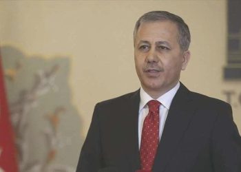 Ali Yerlikaya duyurdu: ‘Polis Hakan Telli’yi şehit eden hata örgütüne operasyon’