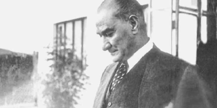 Atatürk’ün özel koleksiyondaki el yazısı ortaya çıktı