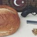 Böylesi görülmedi! Muğla’da ekmek ortasına gizlenmiş tabanca yakalandı