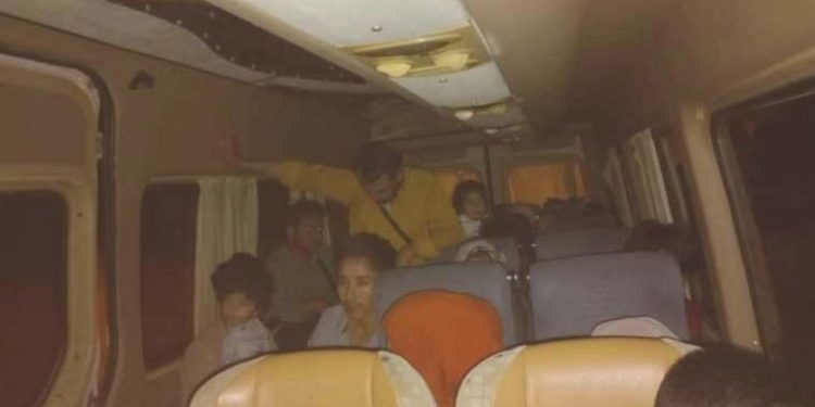 Çanakkale’nin iki ilçesinde operasyon… 184 kaçak göçmen ile 9 organizatör yakalandı