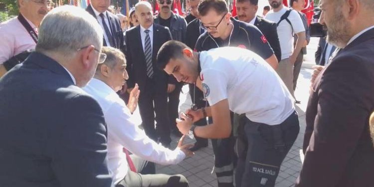 Çorum’da 30 Ağustos merasiminde baro lideri kötüleşti