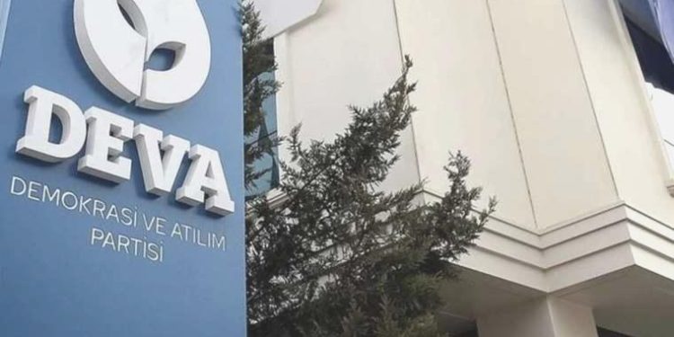 DEVA Partisi kurucularından Ahmet Faruk Ünsal istifa ettiğini açıkladı!