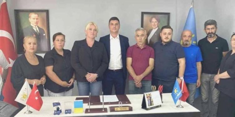 DÜZGÜN Parti Zonguldak Merkez İlçe Teşkilatı’nda toplu istifa