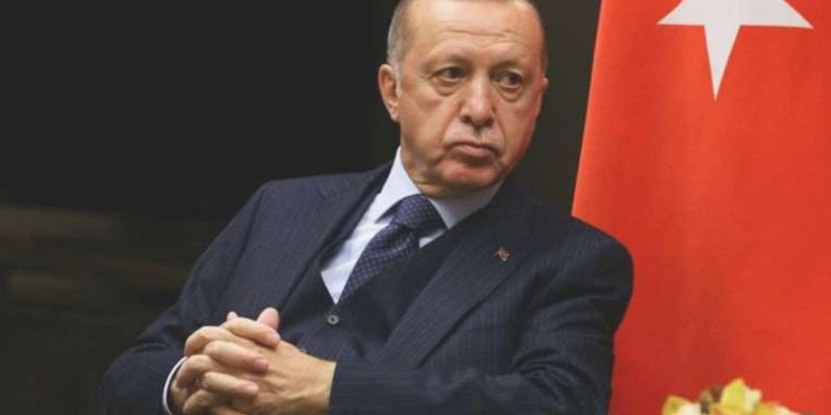 Erdoğan MKYK toplantısında CHP’li belediyelerin kazanılması talimatı verdi