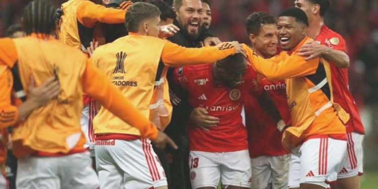 Eski Fenerbahçeli Enner Valencia attı: Internacional çeşit atladı!