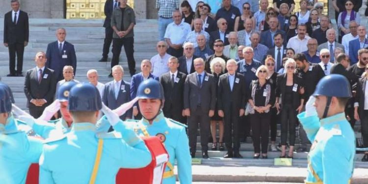 Eski milletvekili Mehmet Pürdeloğlu için TBMM’de merasim düzenlendi!