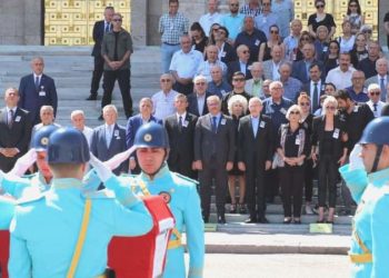 Eski milletvekili Mehmet Pürdeloğlu için TBMM’de merasim düzenlendi!