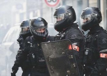 Fransa’da plastik mermi skandalı: ‘Sarı yeleklilere’ müdahalede kural dışı kullanıldı