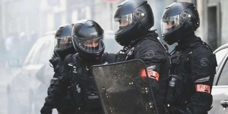 Fransa’da plastik mermi skandalı: ‘Sarı yeleklilere’ müdahalede kural dışı kullanıldı