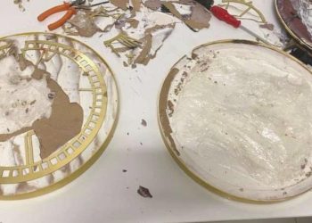 Gümrük kapısında yakalandı: Duvar saatlerinin içinden 3,5 kilo metamfetamin çıktı!