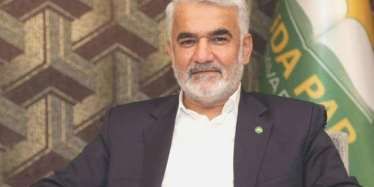 HÜDA PAR, öğretmen konutundan sonra devlet okulunda kongre yaptı