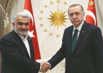 HÜDAPAR’lı Yapıcıoğlu’ndan skandal kelamlar: Karma eğitimin devam ettiği okullarda gençler birbirini taciz edebilir