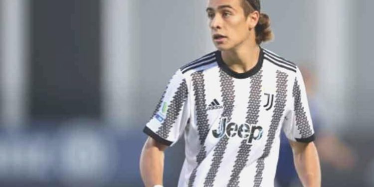 Juventus, Kenan Yıldız’ın kontratını uzattı