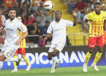 Kayserispor, Samsunspor’u 2-1 mağlup etti