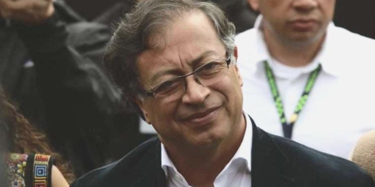 Kolombiya’da ‘yumuşak bir darbe’ tezi: ‘Hükümetimizi devirme hayalini kuranlar var’