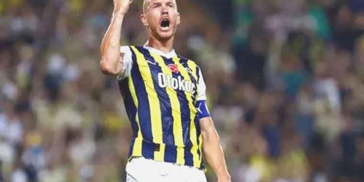 Kral galibiyeti getirdi! Fenerbahçe kümelerde… Twente 0-1 Fenerbahçe