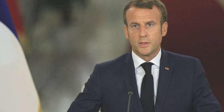Macron’dan Nijer’deki cuntaya cevap: Fransız elçi Nijer’de kalacak