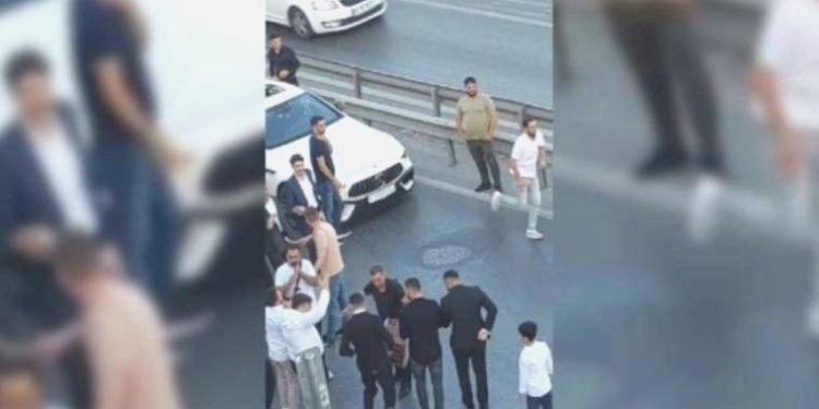 Manzaralar gündem olmuştu: Küçükçekmece’de E-5 yan yolu kapatıp halay çekenlere ceza yağdı