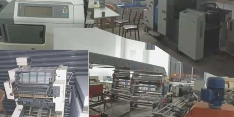 Matbaa kurup düzmece dolar bastılar: Suçüstü yakalandılar!