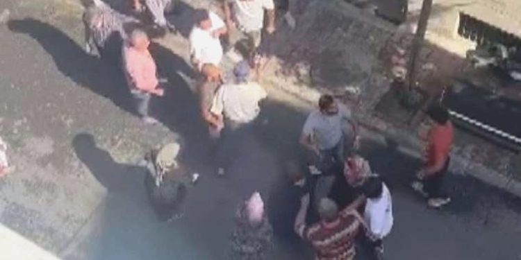 Mesken sahibi ile kiracı ortasında tekmeli yumruklu ‘kirli merdiven’ hengamesi