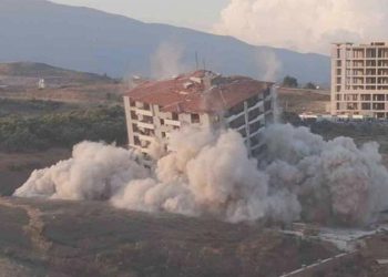 Milyonlar verip almışlardı… Kağıt üzere yerle bir olan 15 katlı binadan geriye ‘borç’ kaldı