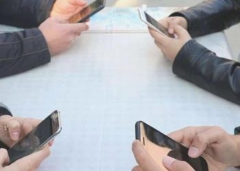 Öğrencilere vergisiz telefonun detayları ortaya çıktı: Kimler faydalanabilecek? Açıköğretim de yararlanacak mı? Hangi modelleri kapsayacak?