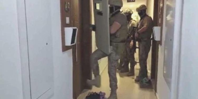 Polis Hakan Telli’yi şehit eden Anucur cürüm örgütüne operasyon: 37 kuşkulu tutuklandı