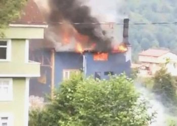 Rize’deki çay fabrikasında yangın!