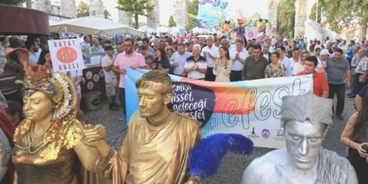 Sanatın kalbi EFEST ile Selçuk Efes’te atacak