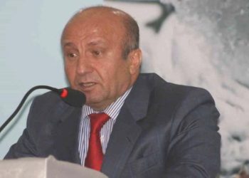 Son dakika… Eski bakan Kutbettin Dilek hayatını kaybetti: Havuzda meyyit bulundu