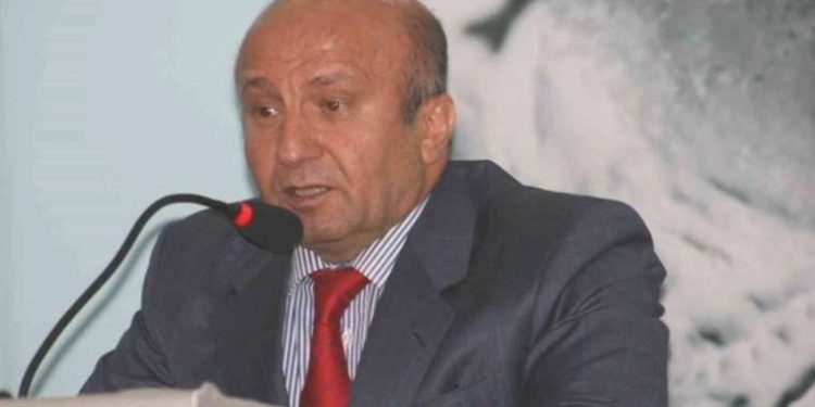 Son dakika… Eski bakan Kutbettin Dilek hayatını kaybetti: Havuzda meyyit bulundu