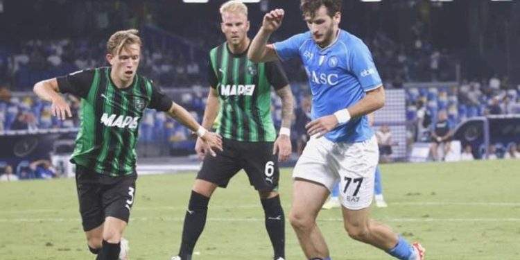 Son şampiyon Napoli, rahat kazandı!