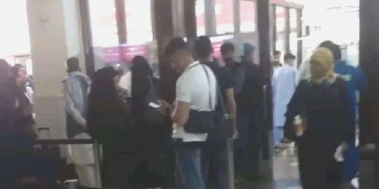 Taliban’ın Dubai’de üniversiteye gitmelerini engellediği kız öğrenciler BBC’ye konuştu