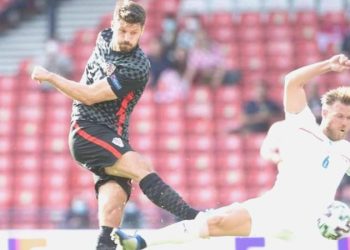 Trabzonspor’da Nenad Bjelica’dan Bruno Petkovic yanıtı!