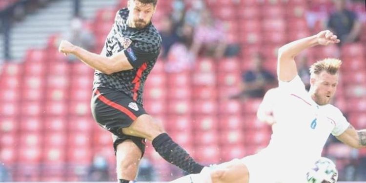 Trabzonspor’da Nenad Bjelica’dan Bruno Petkovic yanıtı!