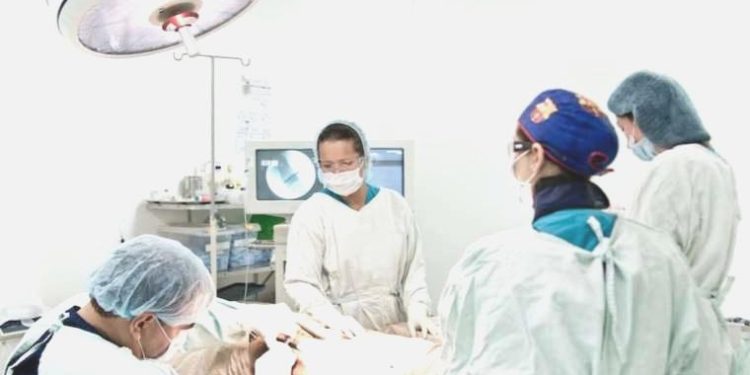 Uzmanı açıkladı: “Herkese uzunluk uzatama ameliyatı yapılamaz”