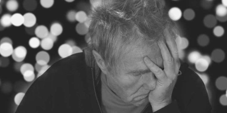 Uzmanlar Alzheimer’ın 10 erken belirtisini açıkladı! Dikkat bunlar varsa doktora başvurmalısınız