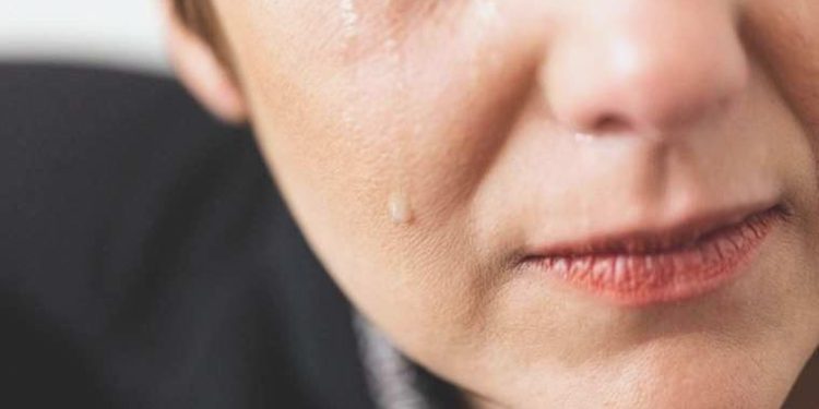 Yeni bir batarya üretildi: Gözyaşı ile şarj oluyor