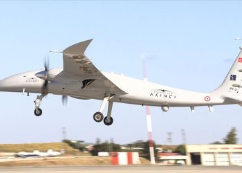 Bayraktar AKINCI İHA-230 ile hedefi tam isabetle vurdu