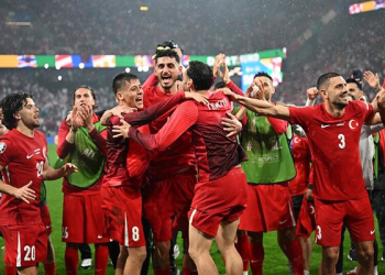 Çekya ile kader maçı! Milli Takım tur için sahaya çıkıyor