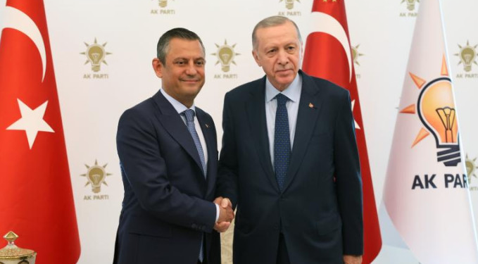 Cumhurbaşkanı Erdoğan ile CHP lideri Özel bayramlaştı