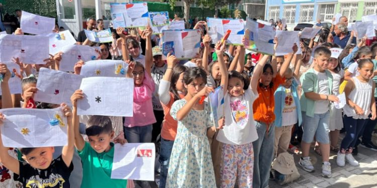 Okullarda karne heyecanı: 20 milyon öğrenci yaz tatiline çıkacak