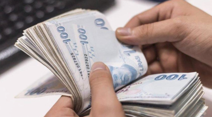 Emekliye ek zam için kritik zirve: Bakan Şimşek de katılacak