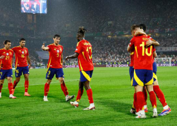 İspanya farklı kazandı, Almanya’nın rakibi oldu!